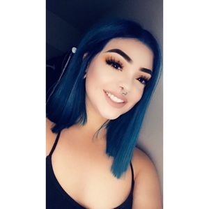 Meet your Posher, Marissa